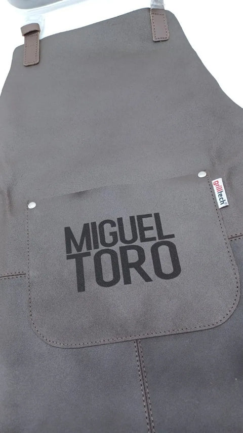 Delantal Pechera Parrillera Cuero Dark + Grabado Láser