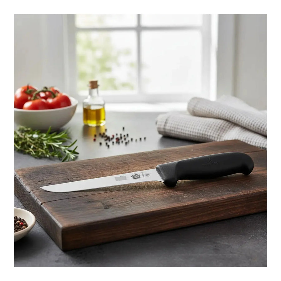 Cuchillo Deshuesador Victorinox Fibrox 12 cm 5.6303.12 + Grabado