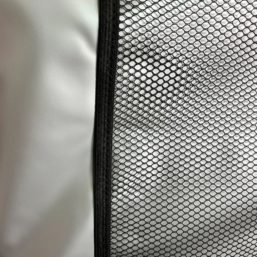 Detalle del tejido de malla del bolso cooler Kangkawe 32 litros
