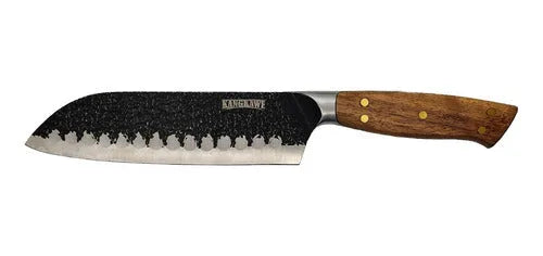 Cuchillo santoku Pulmahue martillado Kangkawe en vista lateral