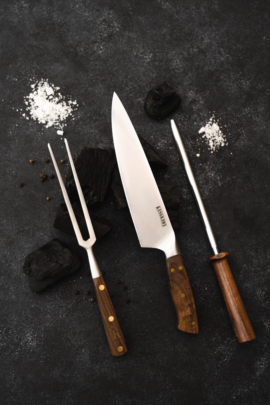 Trilogía en Cuero Kangkawe: Pincho Pro + Cuchillo Catemu + Astil + Grabado Láser