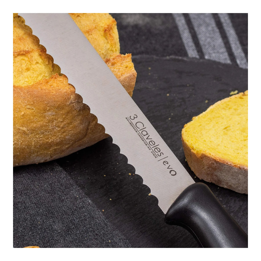 Cuchillo Panero Evo 20cm 3 Claveles 1358 Negro + Grabado Personalizado