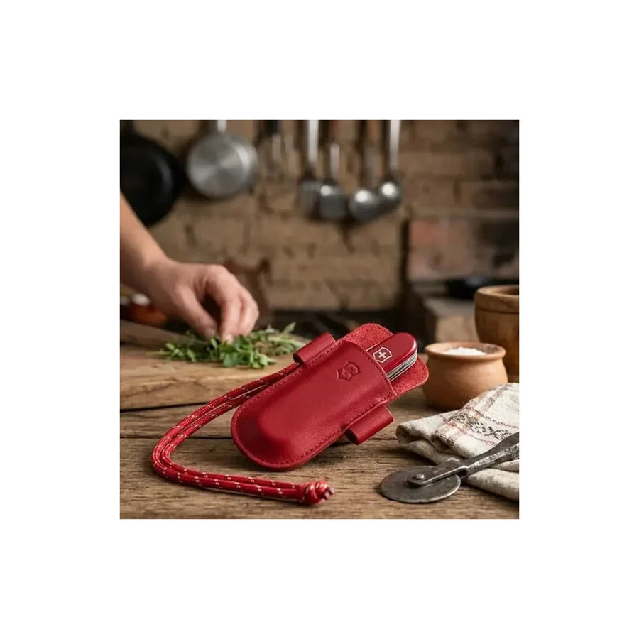 Estuche De Cuero Para Navajas Style Icon Victorinox 4.0670 Rojo