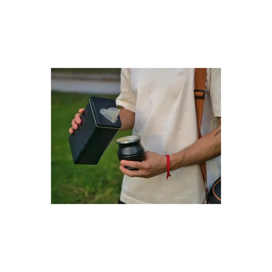 Lata Yerbera Rectangular para Mate Negra + Grabado Personalizado