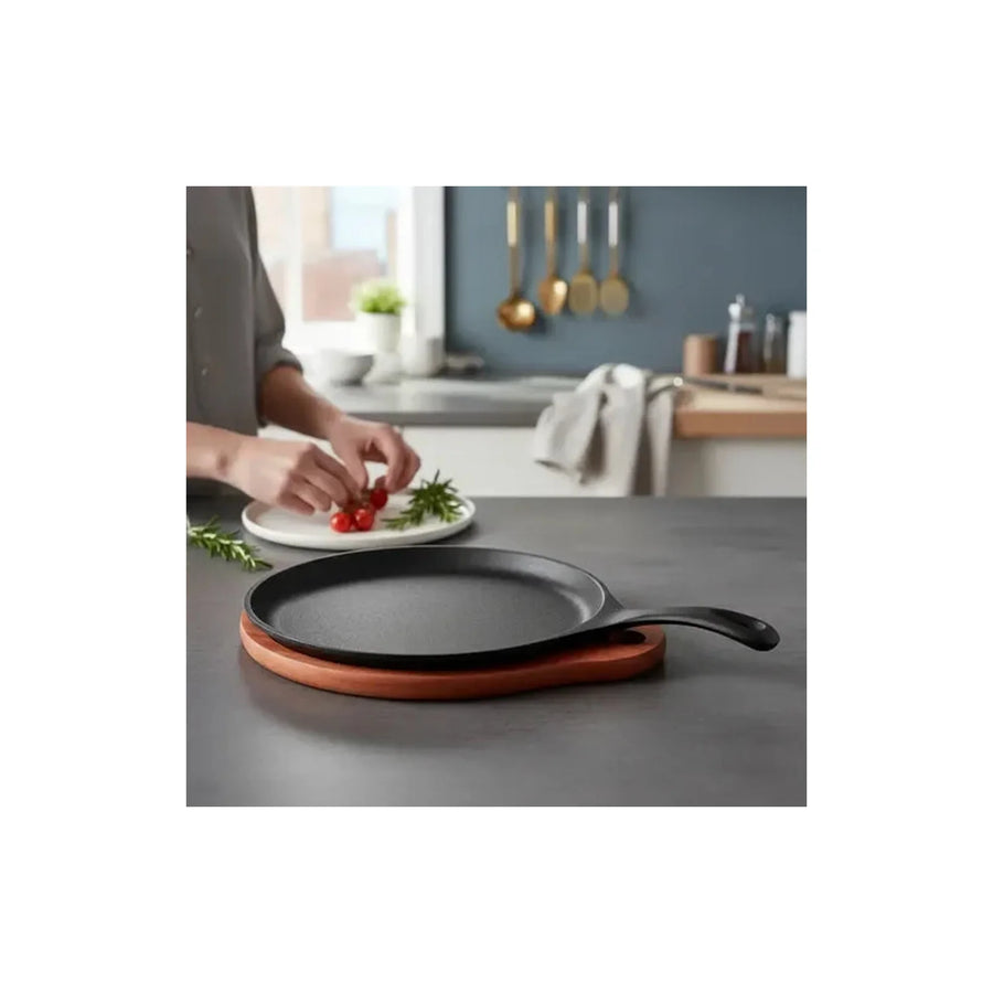 Plancha Sartén Ovalado 24 Cms Fierro + Base Madera Lugano Negro