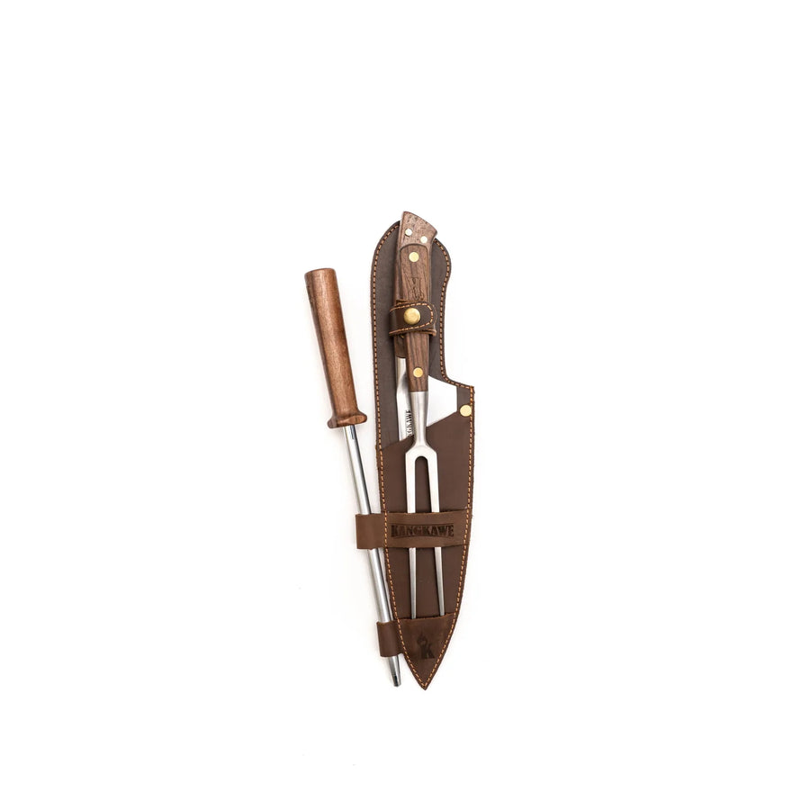 Trilogía en Cuero Kangkawe: Pincho Pro + Cuchillo Catemu + Astil + Grabado Láser